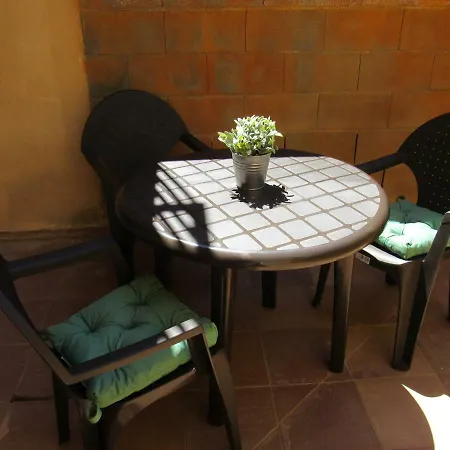 Apartament El Corn D'ella * Cornudella de Montsant
